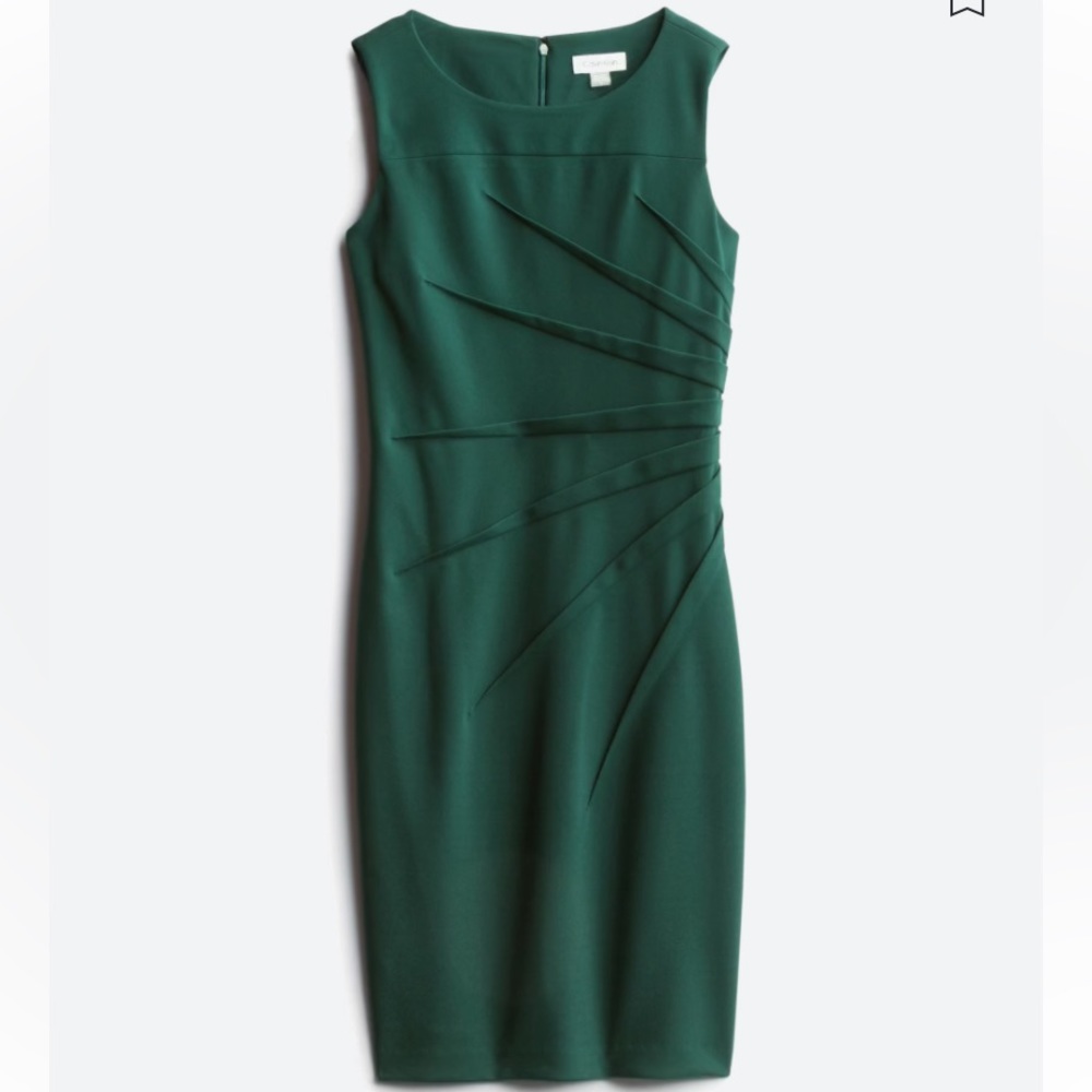 Size 6 Calvin Klein Green Dress with Sunburst type pattern